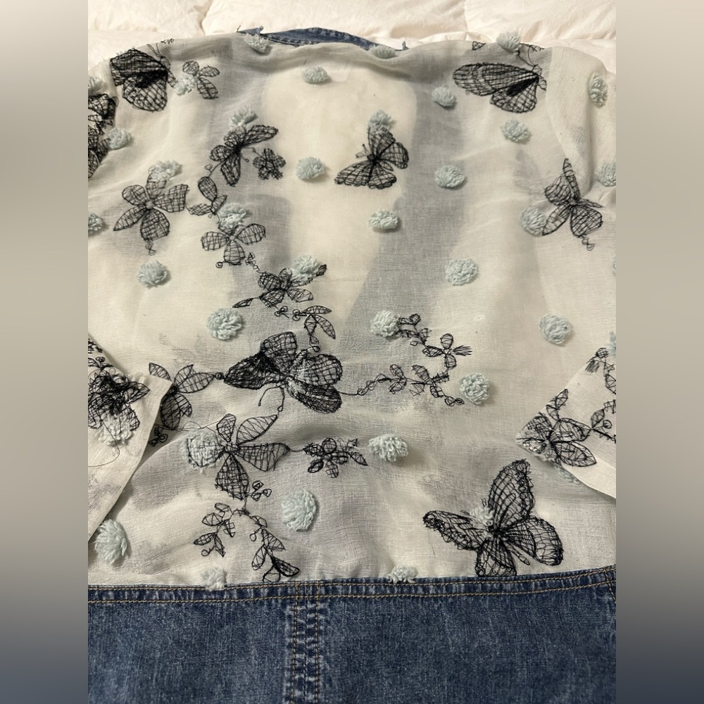 Adore Blue Embroidered Mixed Media Jean Jacket - NWT - Size M oversized - Picture 6 of 14